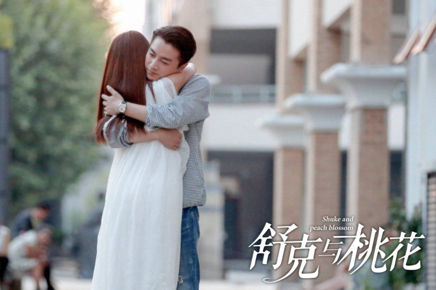 画线接蓝色球